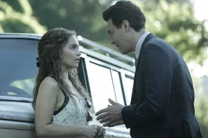 Acima de Qualquer Suspeita/Above Suspicion