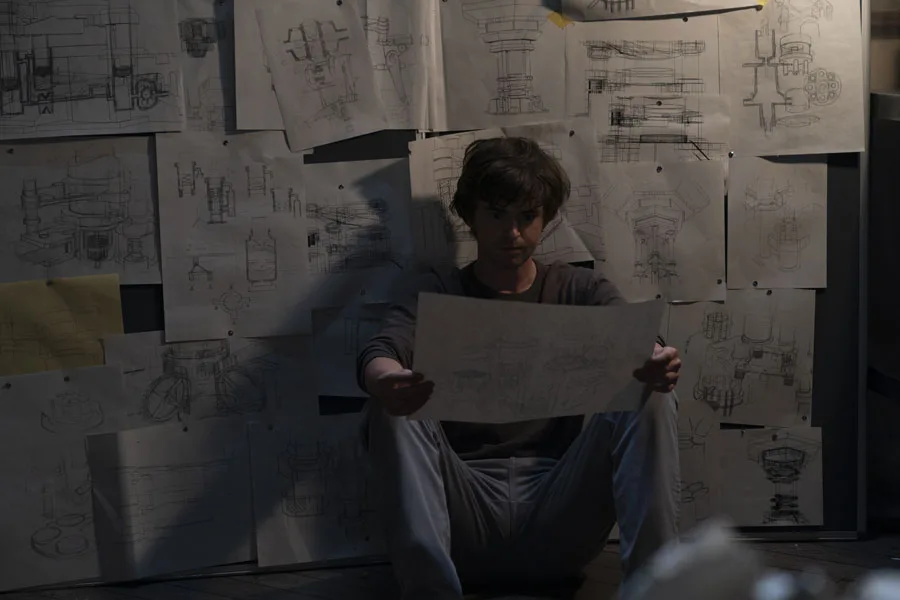 Freddie Highmore_Assalto_à_Casa-Forte_Way_Down_Revista_Cinema_Metropolis